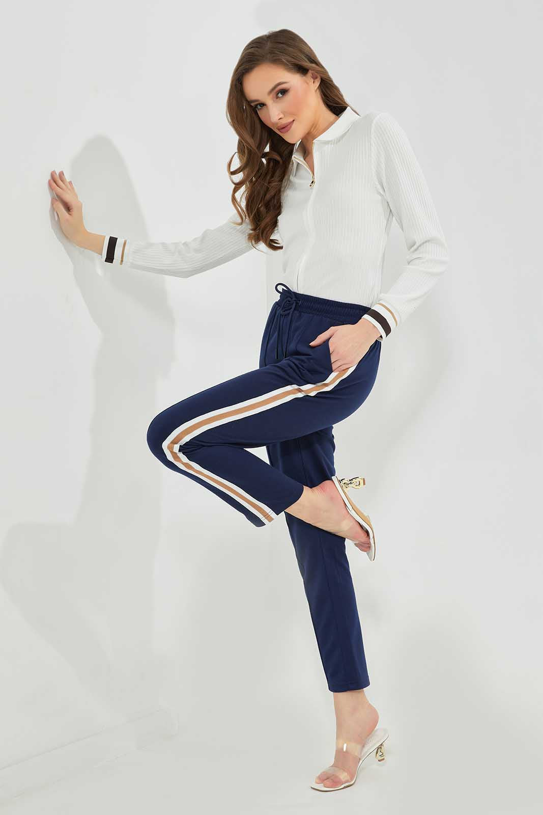 Redtag-Ivory-Cardigan-With-Zipper-Category:Cardigans,-Colour:Ivory,-Deals:New-In,-Dept:Ladieswear,-Filter:Women's-Clothing,-LDC,-LDC-Cardigans,-New-In-LDC-APL,-Non-Sale,-Section:Women,-W22B-Women's-