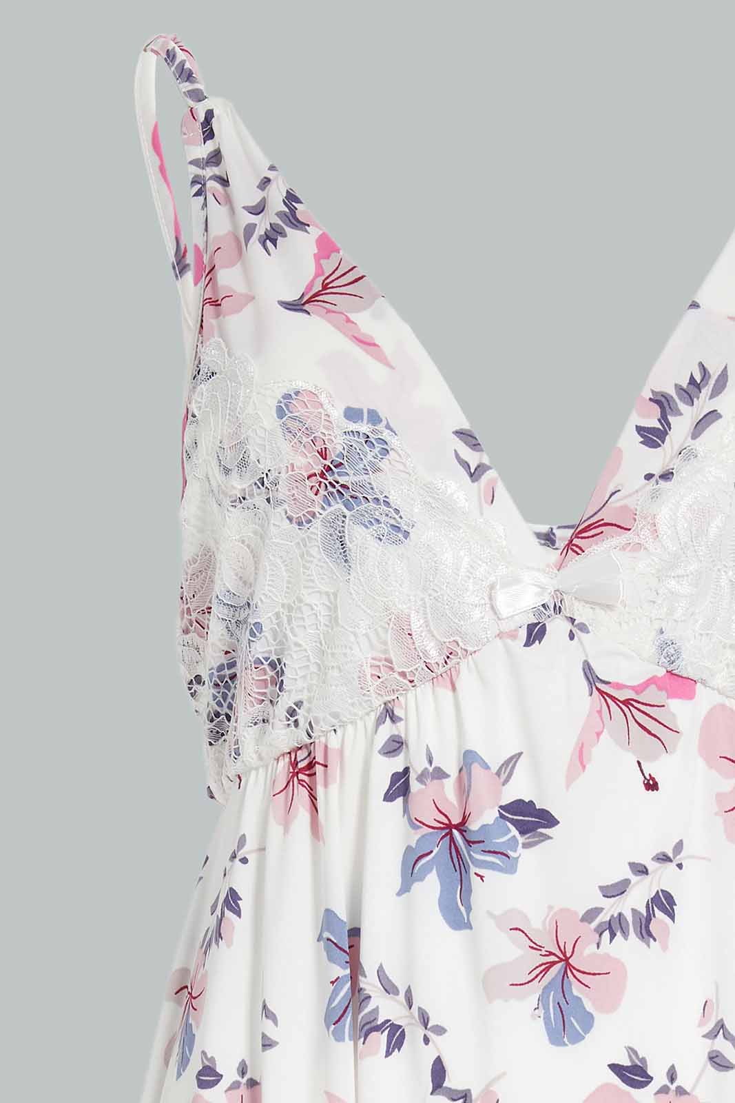 Redtag-White-Floral-Printed-Hi-Low-Chemis-Category:Chemises,-Colour:White,-Deals:New-In,-Dept:Ladieswear,-Filter:Women's-Clothing,-New-In-Women-APL,-Non-Sale,-Section:Women,-W22A,-Women-Chemises--