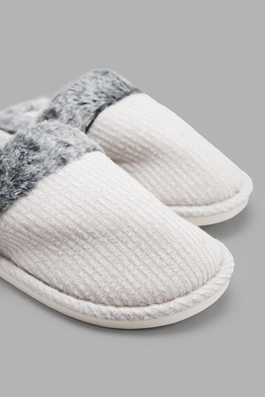 Redtag-Beige-Slipper-Category:Slippers,-Colour:Beige,-Deals:New-In,-Dept:Menswear,-Filter:Men's-Footwear,-Men-Slippers,-New-In-Men-FOO,-Non-Sale,-Section:Men,-W22B-Men's-