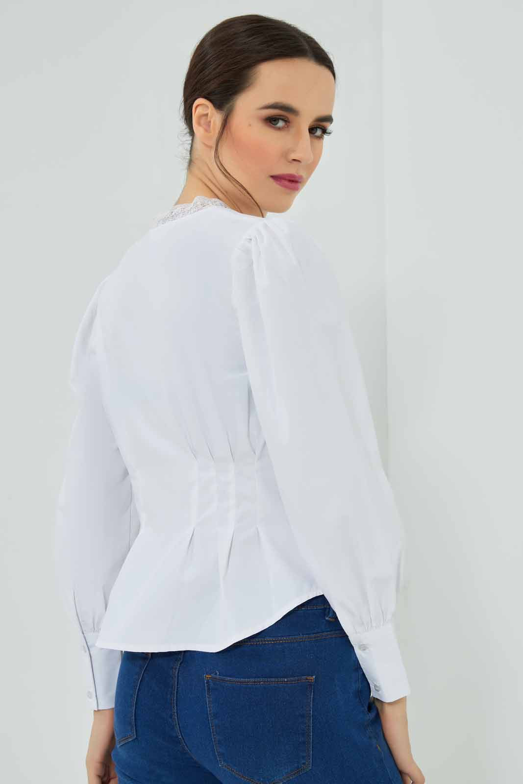 Redtag-White-Blouse-Category:Blouses,-Colour:White,-Deals:New-In,-Filter:Women's-Clothing,-New-In-Women-APL,-Non-Sale,-Section:Women,-W22A,-Women-Blouses-Women's-