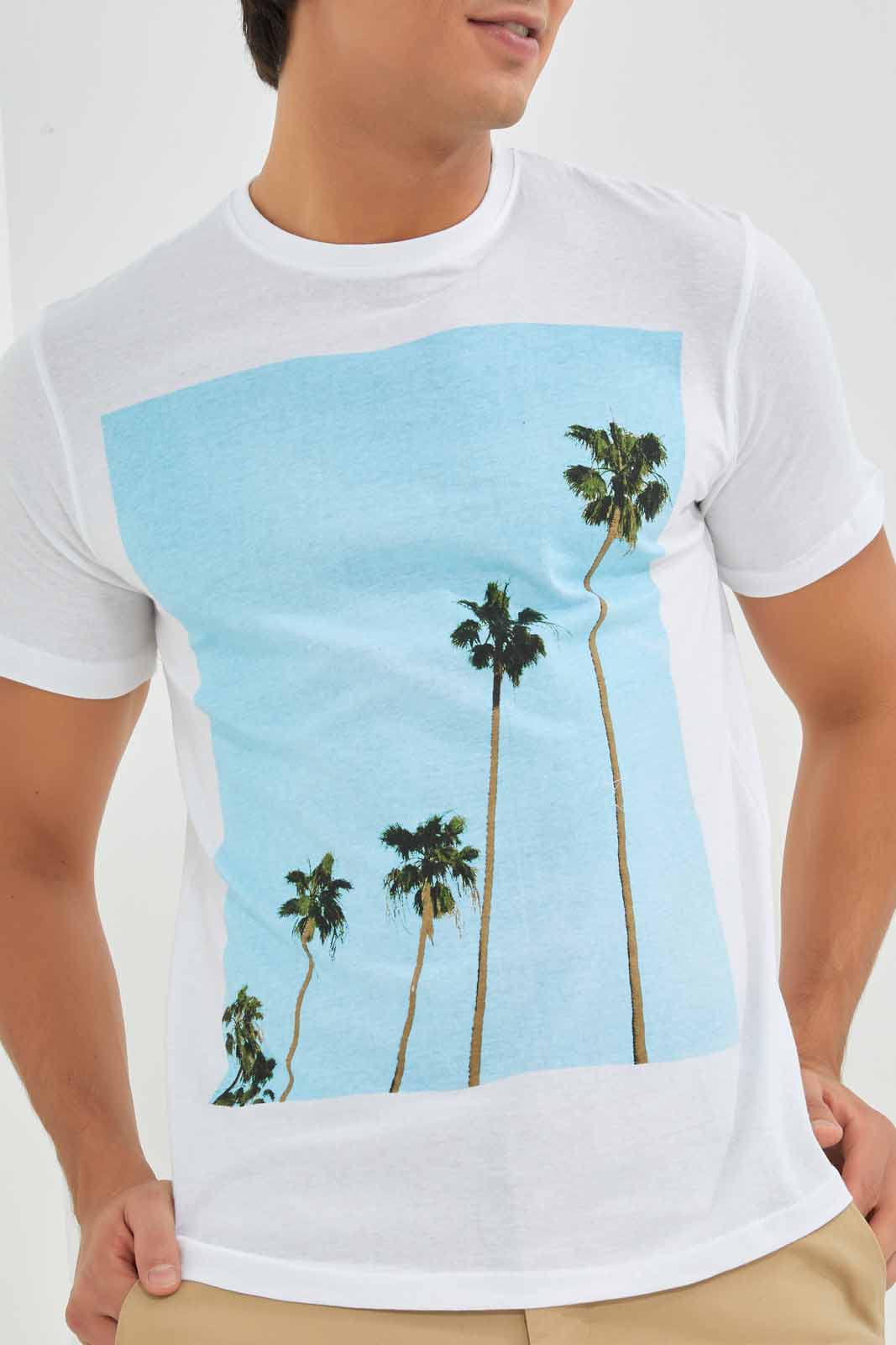 Redtag-White-Graphic-T-Shirt-Category:T-Shirts,-Colour:White,-Deals:New-In,-Filter:Men's-Clothing,-Men-T-Shirts,-New-In-Men-APL,-Non-Sale,-Section:Men,-TBL,-W22A-Men's-