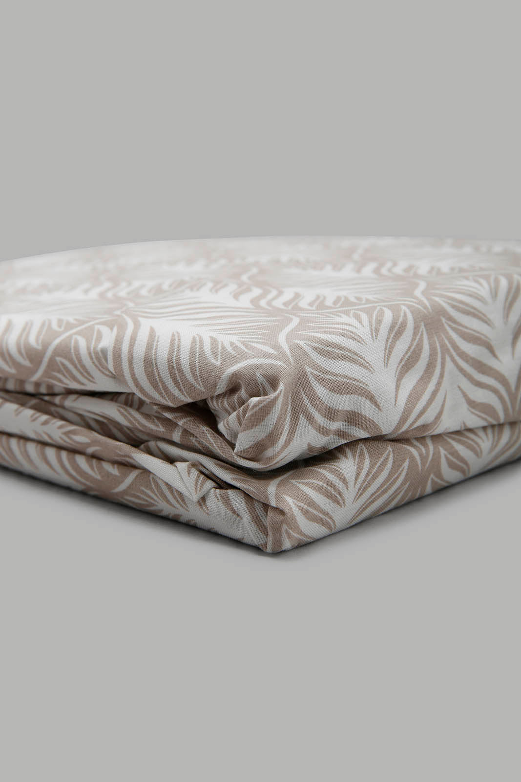 Redtag-Beige-Chevron-Printed-Fitted-Sheet-(Single-Size)-Category:Fitted-Sheets,-Colour:Beige,-Deals:New-In,-Filter:Home-Bedroom,-HMW-BED-Fitted-Sheets,-New-In-HMW-BED,-Non-Sale,-Section:Homewares,-W22B-Home-Bedroom-
