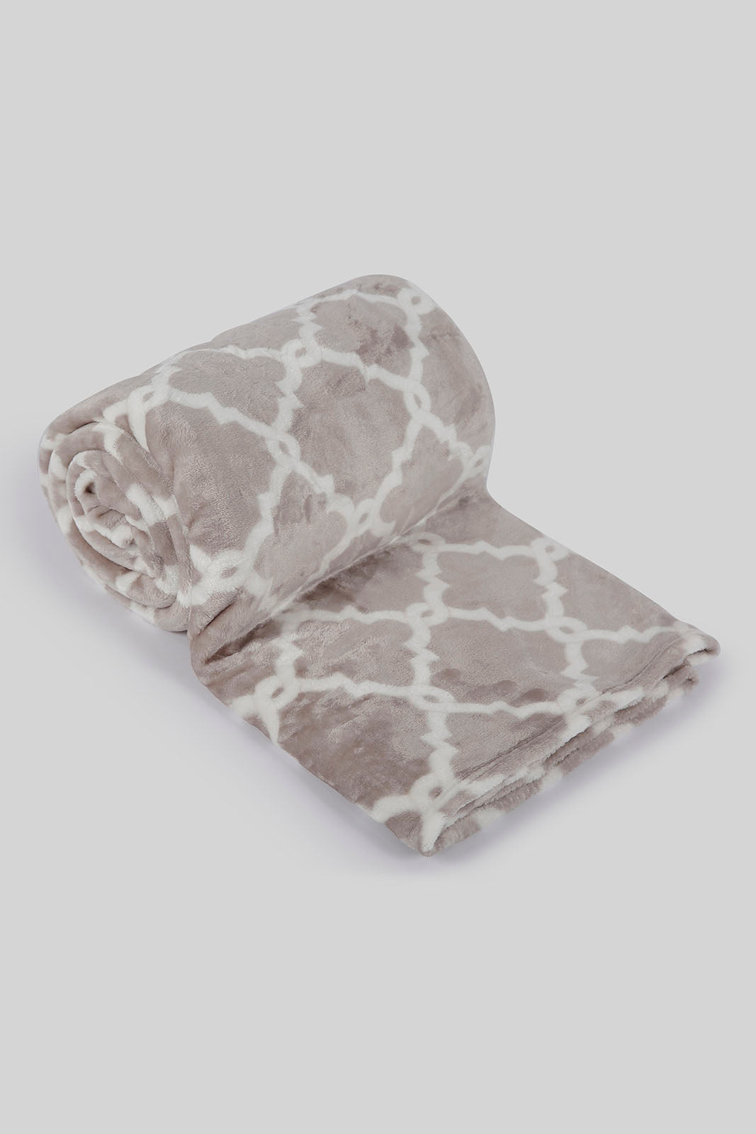 Redtag-Grey-Printed-Geomatric-Blanket-(Double-Size)-Category:Blankets,-Colour:Grey,-Deals:New-In,-Filter:Home-Bedroom,-HMW-BED-Blankets,-New-In-HMW-BED,-Non-Sale,-Section:Homewares,-W22B-Home-Bedroom-