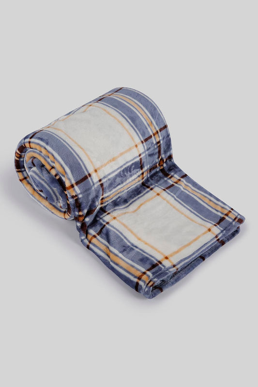 Redtag-White/Blue-Printed-Checks-Blanket-(Double-Size)-Category:Blankets,-Colour:White,-Deals:New-In,-Filter:Home-Bedroom,-HMW-BED-Blankets,-New-In-HMW-BED,-Non-Sale,-Section:Homewares,-W22B-Home-Bedroom-
