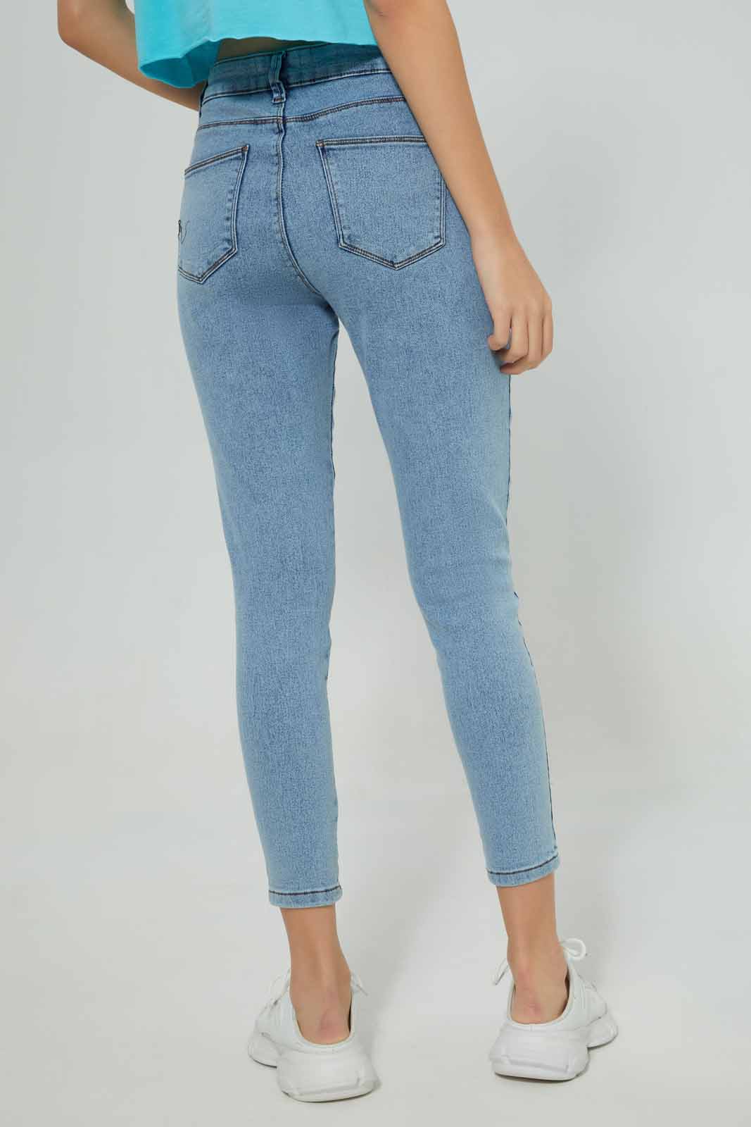 Redtag-Stone-Wash-Skinny-Mid-Jeans-Category:Jeans,-Colour:Stonewash,-Deals:New-In,-Filter:Women's-Clothing,-New-In-Women-APL,-Non-Sale,-Section:Women,-TBL,-W22A,-Women-Jeans-Women's-