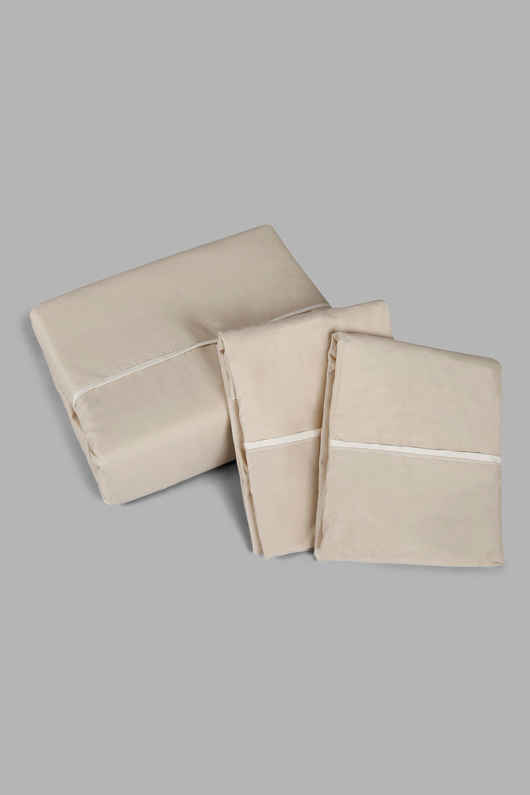 Redtag-Beige/Ivory-Reversible-3-Piece-Duvet-Cover-Set-(King-Size)-Category:Duvet-Covers,-Colour:Beige,-Deals:New-In,-Filter:Home-Bedroom,-HMW-BED-Duvet-Covers,-New-In-HMW-BED,-Non-Sale,-Section:Homewares,-W22A-Home-Bedroom-