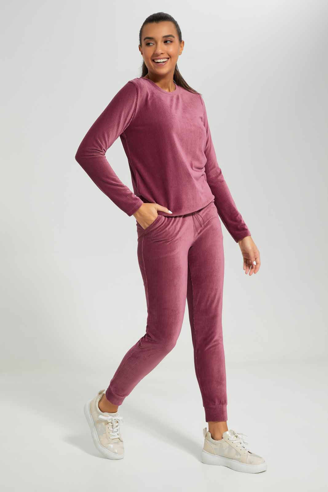 Redtag-Pale-Pink-Round-Neck-L/S-Velour-Sweatshirt-Category:Sweatshirts,-Colour:Apricot,-Deals:New-In,-Filter:Women's-Clothing,-New-In-Women-APL,-Non-Sale,-Section:Women,-TBL,-W22A,-Women-Sweatshirts-Women's-