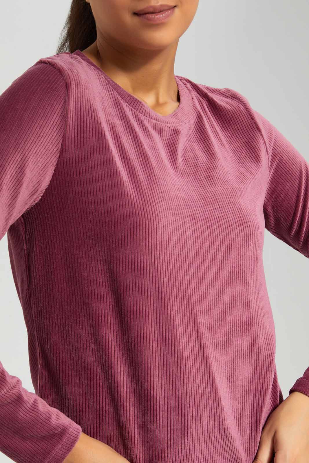 Redtag-Pale-Pink-Round-Neck-L/S-Velour-Sweatshirt-Category:Sweatshirts,-Colour:Apricot,-Deals:New-In,-Filter:Women's-Clothing,-New-In-Women-APL,-Non-Sale,-Section:Women,-TBL,-W22A,-Women-Sweatshirts-Women's-