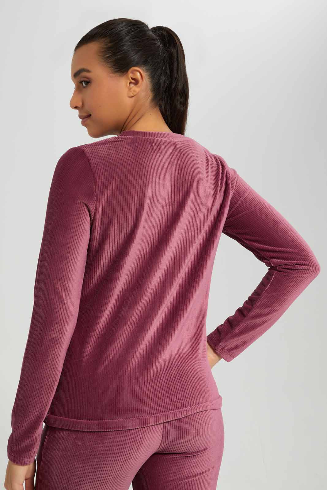 Redtag-Pale-Pink-Round-Neck-L/S-Velour-Sweatshirt-Category:Sweatshirts,-Colour:Apricot,-Deals:New-In,-Filter:Women's-Clothing,-New-In-Women-APL,-Non-Sale,-Section:Women,-TBL,-W22A,-Women-Sweatshirts-Women's-