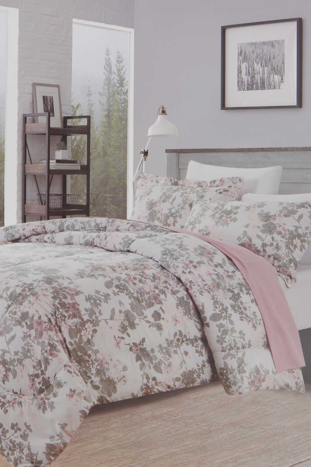Redtag-Pink-3Pc-Floral-Comforter-Set-(Single-Size)-365,-Category:Comforters,-Colour:Pink,-Deals:New-In,-Dept:Home,-Filter:Home-Bedroom,-HMW-BED-Comforters,-New-In-HMW-BED,-Non-Sale,-Section:Homewares-Home-Bedroom-