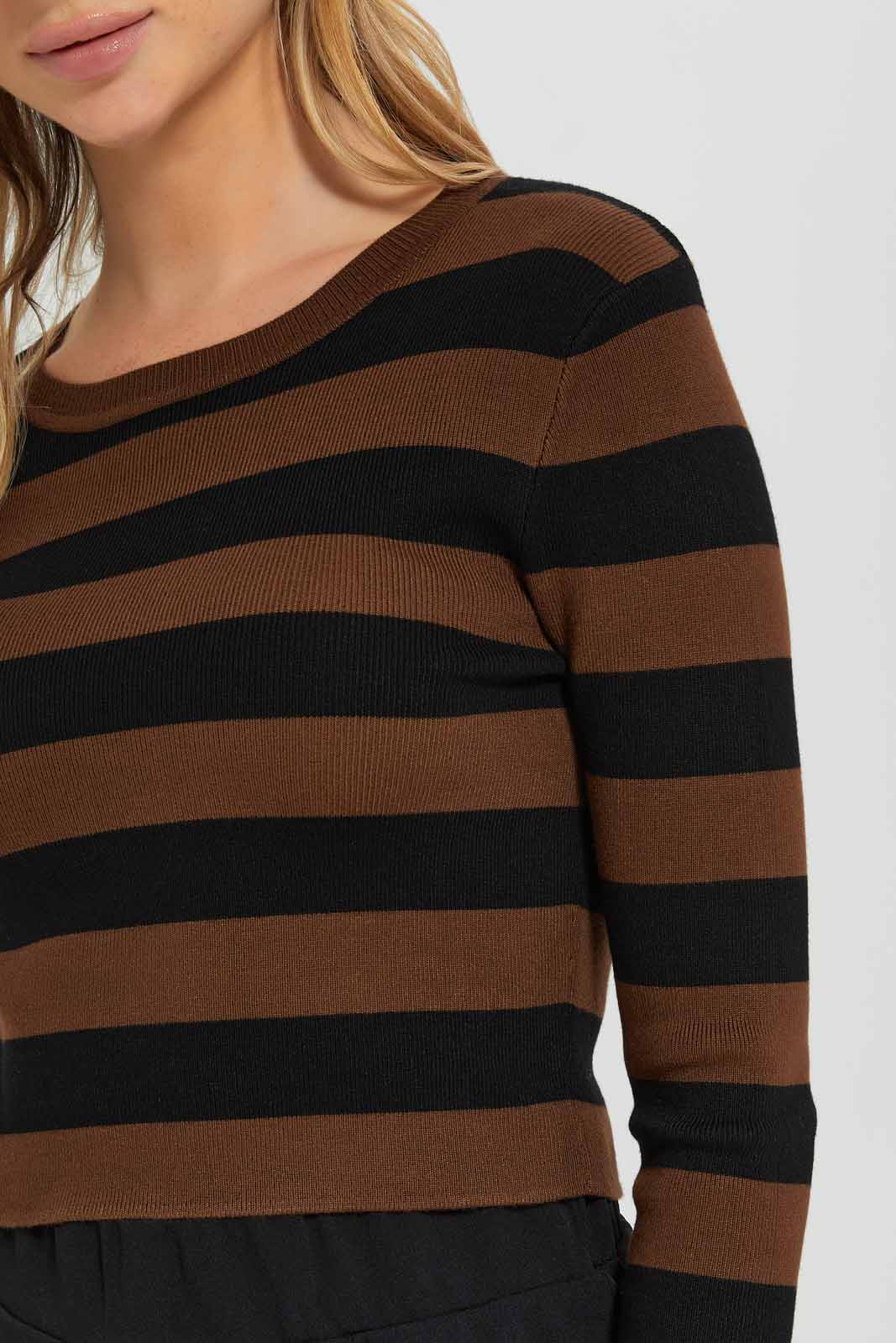 Redtag-Black/Camel-Striped-Cropped-Pullover-Category:Pullovers,-Colour:Assorted,-Deals:New-In,-Dept:Ladieswear,-Filter:Women's-Clothing,-New-In-Women-APL,-Non-Sale,-Section:Women,-TBL,-W22B,-Women-Pullovers-Women's-