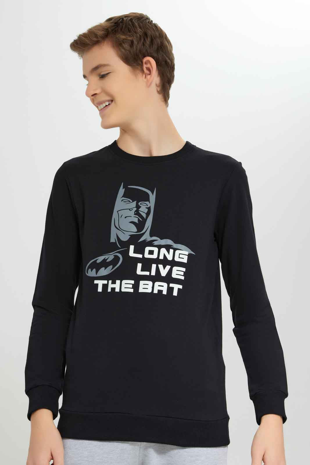 Redtag-Black-Batman-Sweatshirt-BSR-Sweatshirts,-Category:Sweatshirts,-Colour:Black,-Deals:New-In,-Dept:Boys,-Filter:Senior-Boys-(8-to-14-Yrs),-New-In-BSR-APL,-Non-Sale,-Section:Boys-(0-to-14Yrs),-TBL,-W22B-Senior-Boys-9 to 14 Years