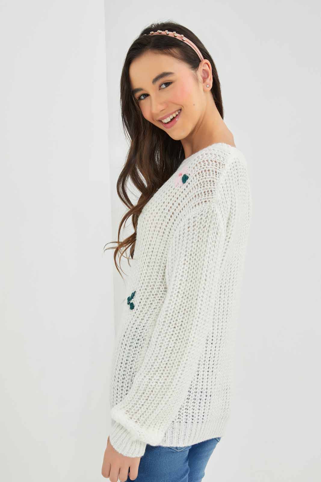 Redtag-White-Embroidered-Pullover-Category:Pullovers,-Colour:White,-Deals:New-In,-EHW,-Filter:Senior-Girls-(8-to-14-Yrs),-GSR-Pullovers,-New-In-GSR-APL,-Non-Sale,-Section:Girls-(0-to-14Yrs),-W22B-Senior-Girls-9 to 14 Years