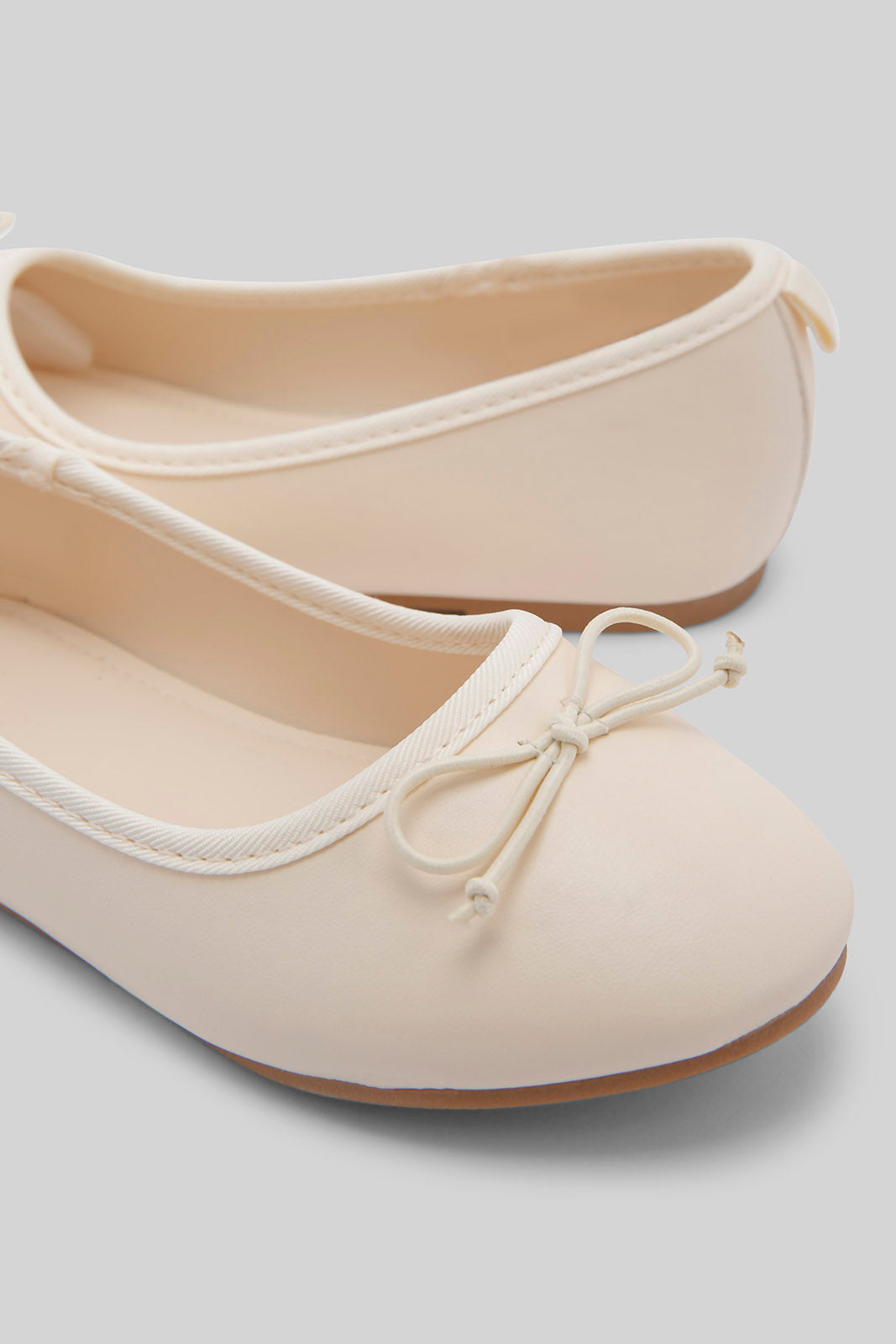 Redtag-Beige-Bow-Trim-Ballerina-Category:Shoes,-Colour:Beige,-Deals:New-In,-Dept:Girls,-Filter:Girls-Footwear-(3-to-5-Yrs),-GIR-Shoes,-New-In-GIR-FOO,-Non-Sale,-Section:Girls-(0-to-14Yrs),-W22B-Girls-3 to 5 Years