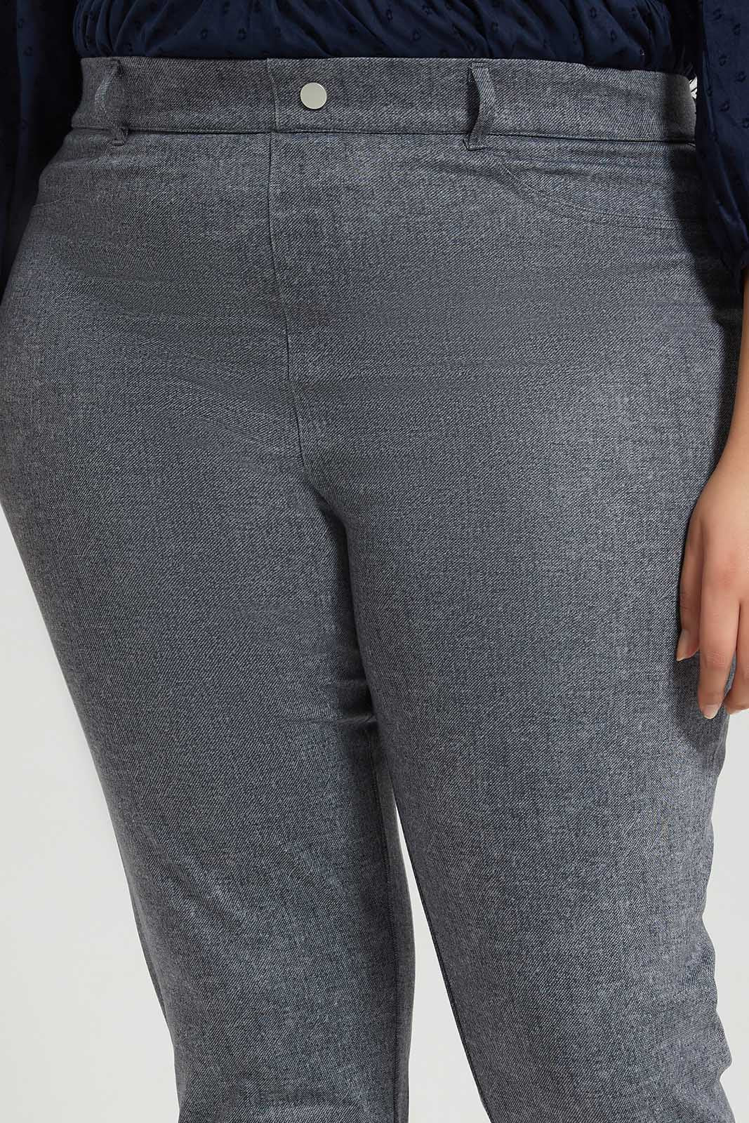 Redtag-Grey-Skinny-Trouser-Category:Trousers,-Colour:Grey,-Deals:New-In,-Filter:Plus-Size,-LDP-Trousers,-New-In-LDP-APL,-Non-Sale,-Section:Women,-W22B-Women's-