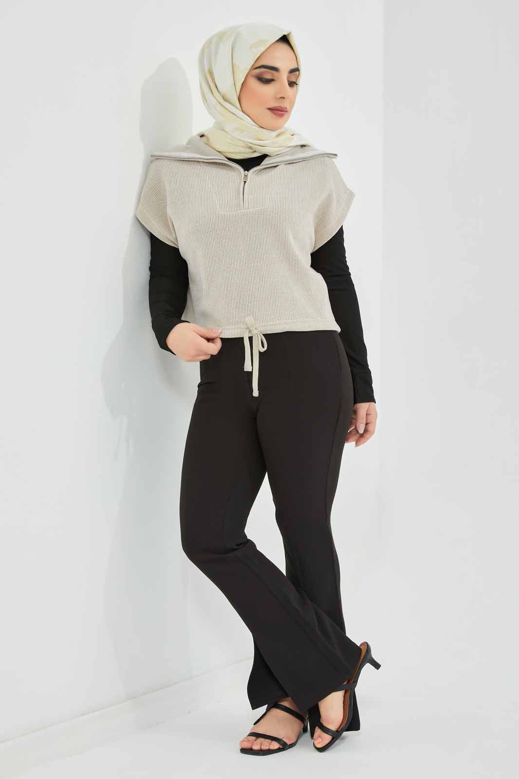 Redtag-Collared-Short-Sleeve-Sweatshirt-Category:Sweatshirts,-Colour:Grey,-Deals:New-In,-Filter:Women's-Clothing,-LMC,-Modest,-New-In-Women-APL,-Non-Sale,-Section:Women,-W22B,-Women-Sweatshirts--