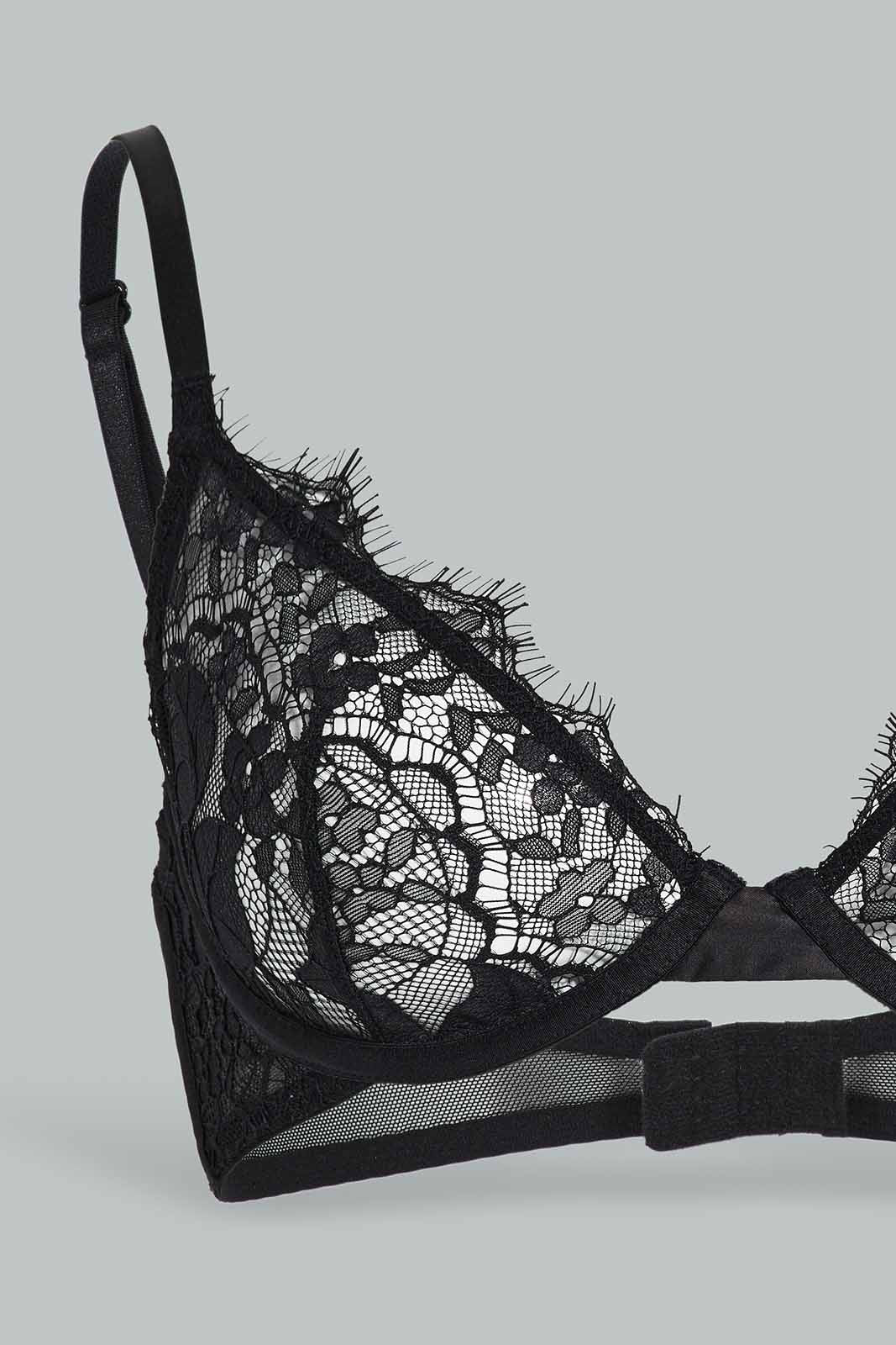 Redtag-Black-Lace-Bra-Non-Padded-Category:Bras,-Colour:Black,-Deals:New-In,-Filter:Women's-Clothing,-New-In-Women-APL,-Non-Sale,-Section:Women,-W22B,-Women-Bras--