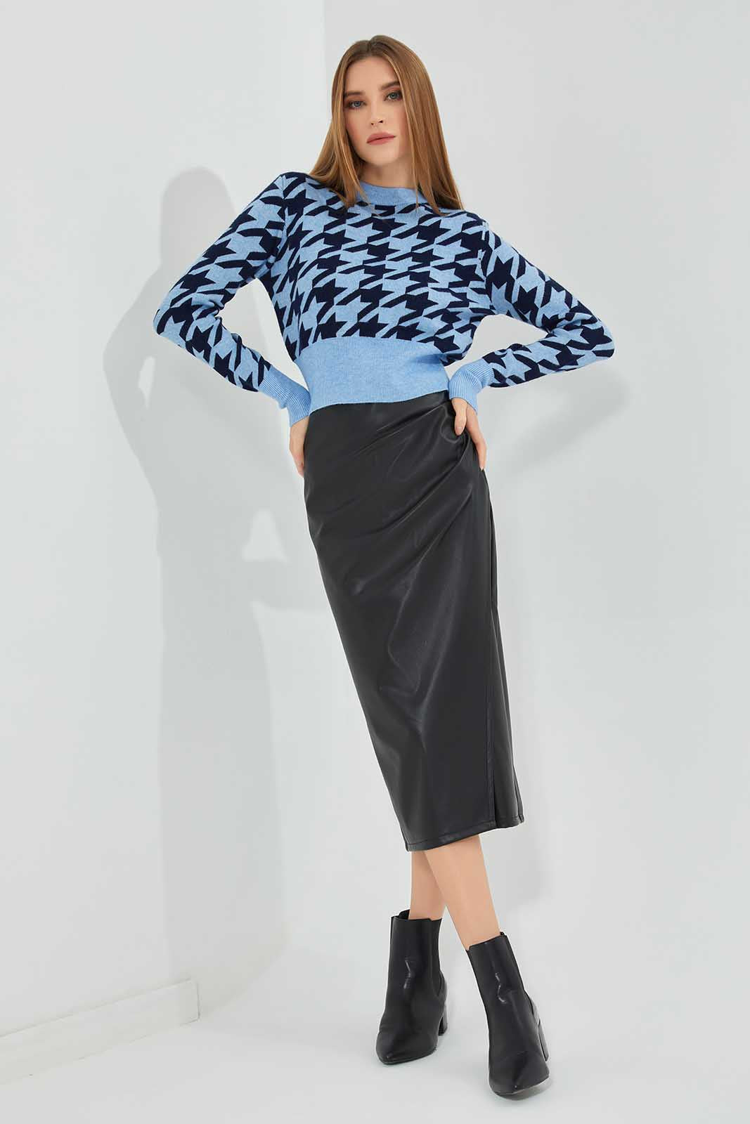 Redtag-Black-Pencil-Cut-Pu-Skirt-Category:Skirts,-Colour:Black,-Deals:New-In,-Filter:Women's-Clothing,-LEC,-LEC-Skirts,-New-In-LEC-APL,-Non-Sale,-Section:Women,-W22B-Women's-