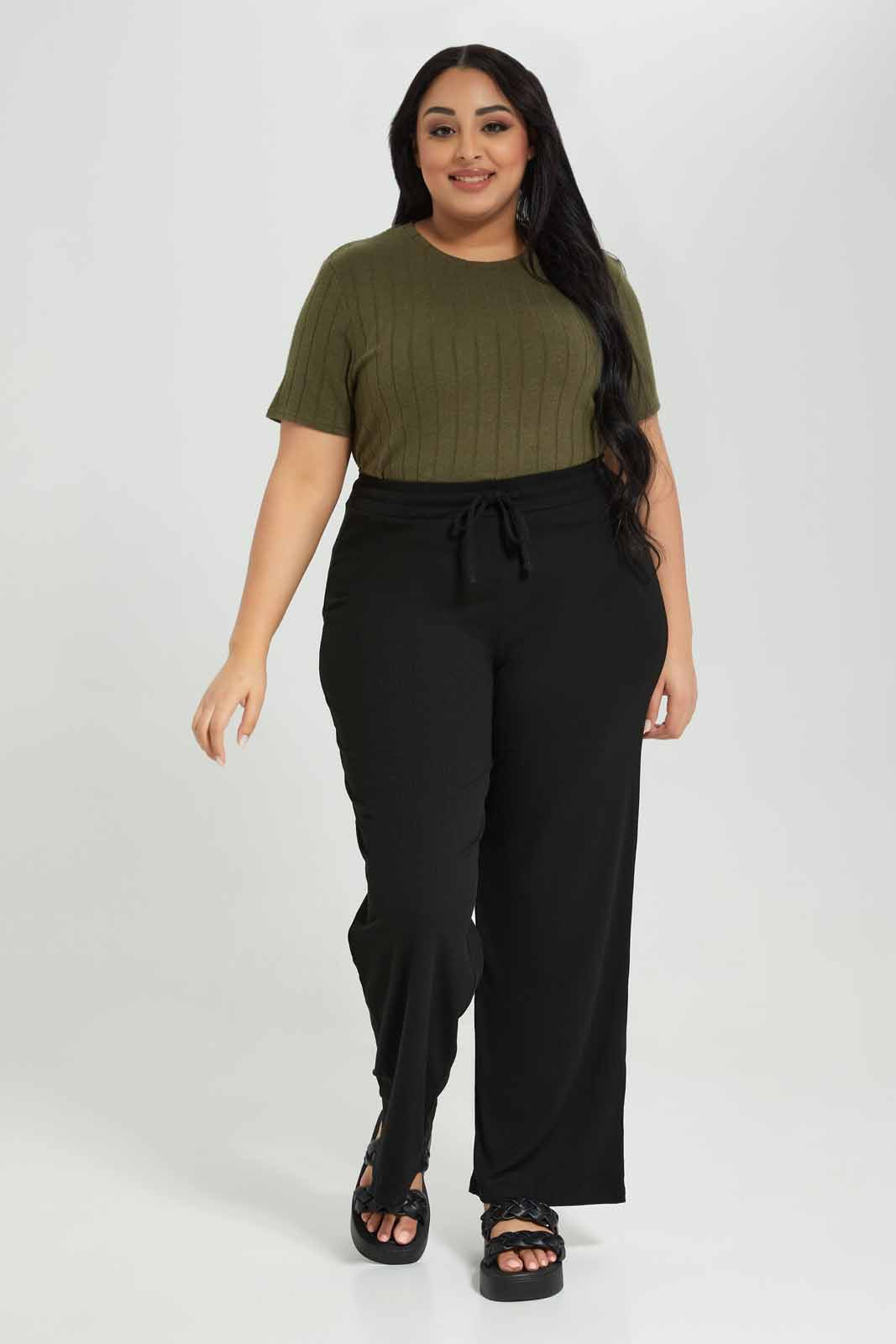 Redtag-Olive-Ribbed-Crew-Neck-T-shirt-Category:T-Shirts,-Colour:Olive,-Deals:New-In,-Filter:Plus-Size,-LDP-T-Shirts,-New-In-LDP-APL,-Non-Sale,-Section:Women,-W22B-Women's-