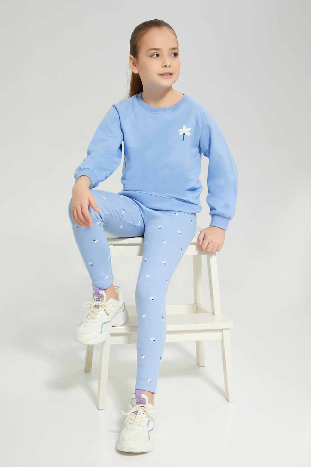 Redtag-Blue-Loungewear-Active-Top-Category:Sweatshirts,-Colour:Blue,-Deals:New-In,-Dept:Girls,-Filter:Girls-(2-to-8-Yrs),-GIR-Sweatshirts,-New-In-GIR-APL,-Non-Sale,-Section:Girls-(0-to-14Yrs),-W22B-Girls-2 to 8 Years