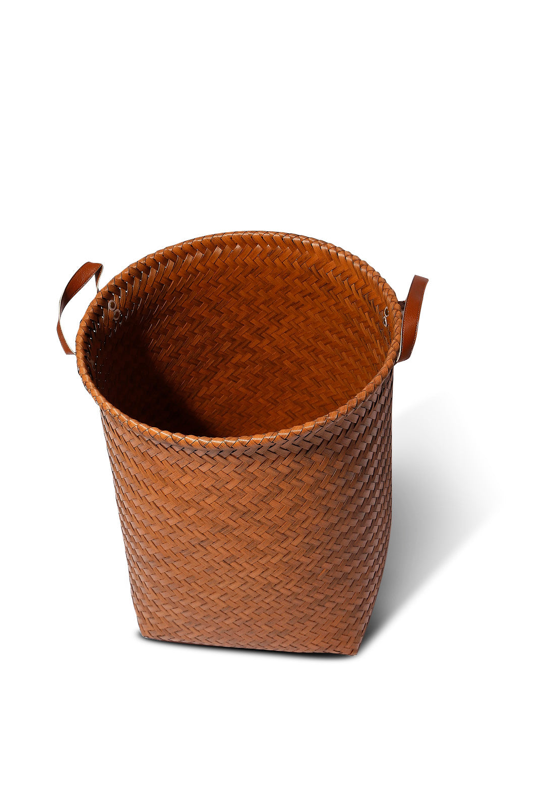 Redtag-Brown-Round-Laundry-Hamper-(Medium)-Category:Laundry-Hampers,-Colour:Brown,-Deals:New-In,-Dept:Home,-Filter:Home-Bathroom,-HMW-BAC-Bath-Accessories,-New-In-HMW-BAC,-Non-Sale,-Section:Homewares,-W22B-Home-Bathroom-