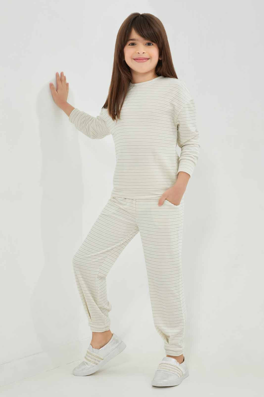 Redtag-Girls-White-Velevet-With-Lurex-Jogsuit-Category:Jog-Sets,-Colour:White,-Deals:New-In,-Filter:Girls-(2-to-8-Yrs),-GIR-Jog-Sets,-New-In-GIR-APL,-Non-Sale,-Section:Girls-(0-to-14Yrs),-W22B-Girls-2 to 8 Years