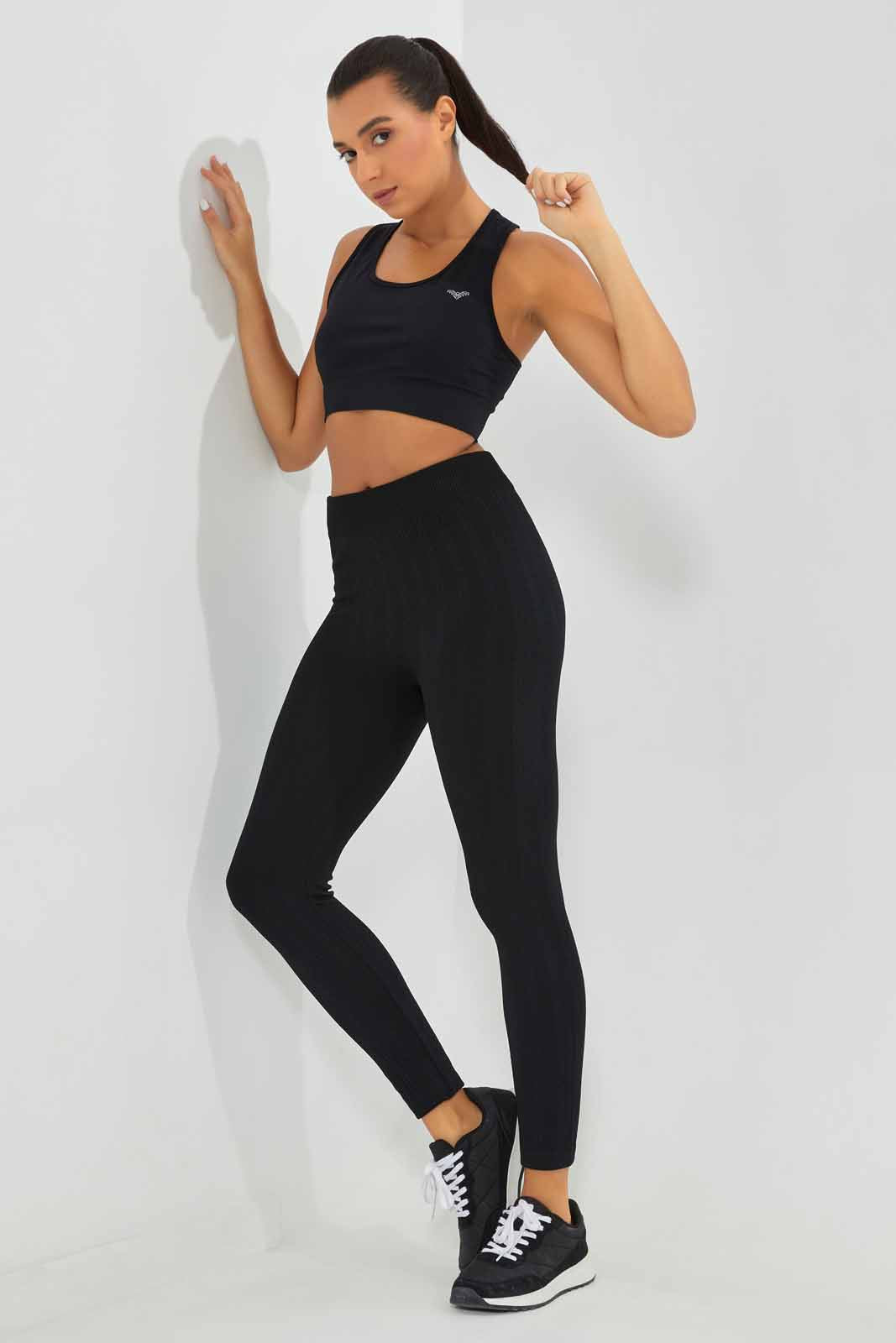 Redtag-Women-Black-Jacquard-Legging-Category:Jeggings,-Colour:Black,-Deals:New-In,-Filter:Women's-Clothing,-New-In-Women-APL,-Non-Sale,-Section:Women,-W22A,-Women-Jeggings-Women's-