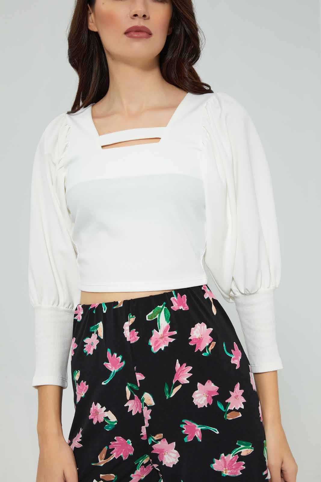 Redtag-Women-Puff-Sleeve-Square-Neck-Top-Category:Tops,-Colour:White,-Deals:New-In,-Filter:Women's-Clothing,-New-In-Women-APL,-Non-Sale,-Section:Women,-W22A,-Women-Tops-Women's-