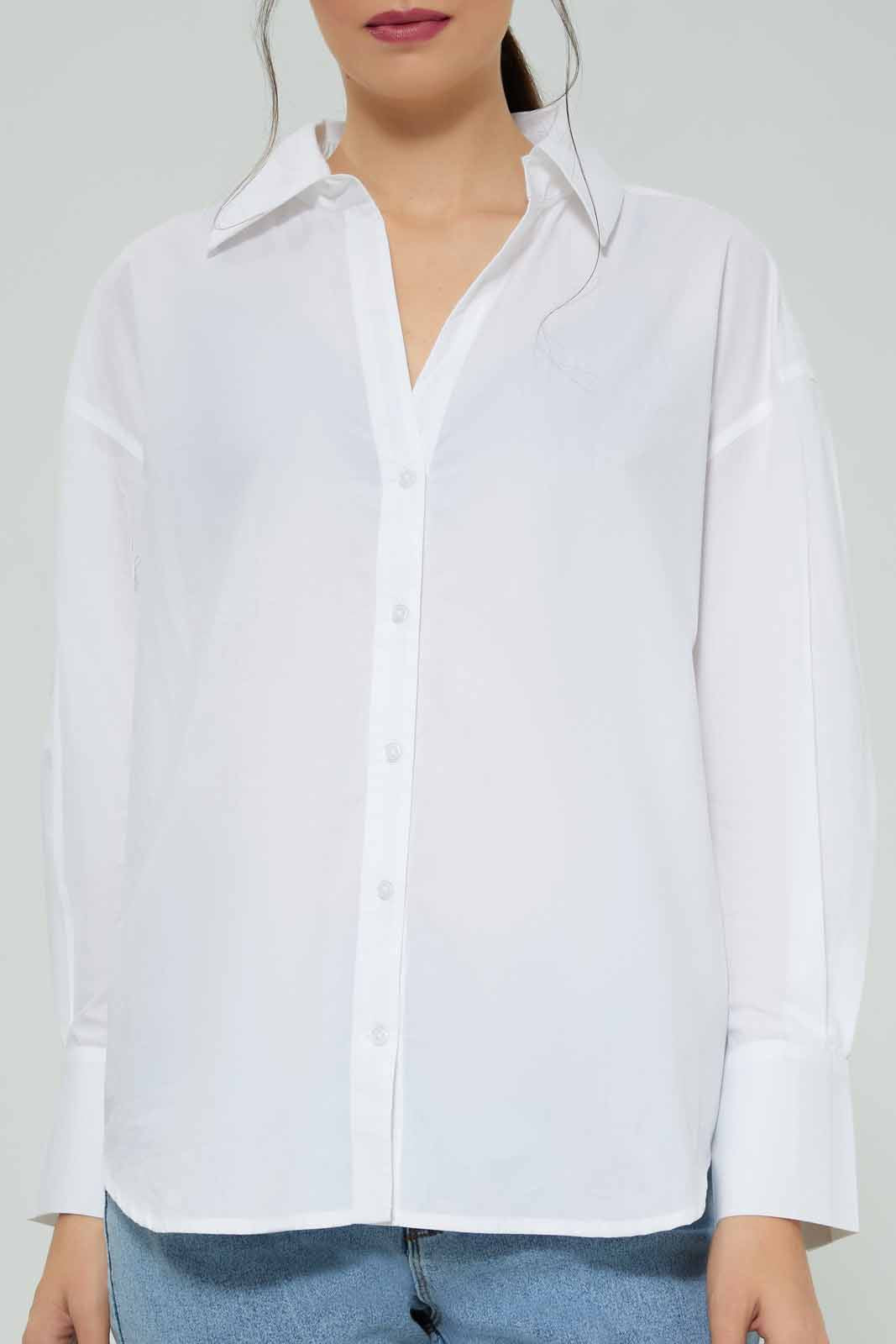 Redtag-Women-Poplin-Shirt-Category:Blouses,-Colour:White,-Deals:New-In,-Filter:Women's-Clothing,-KSH,-New-In-Women-APL,-Non-Sale,-Section:Women,-W22A,-Women-Blouses-Women's-