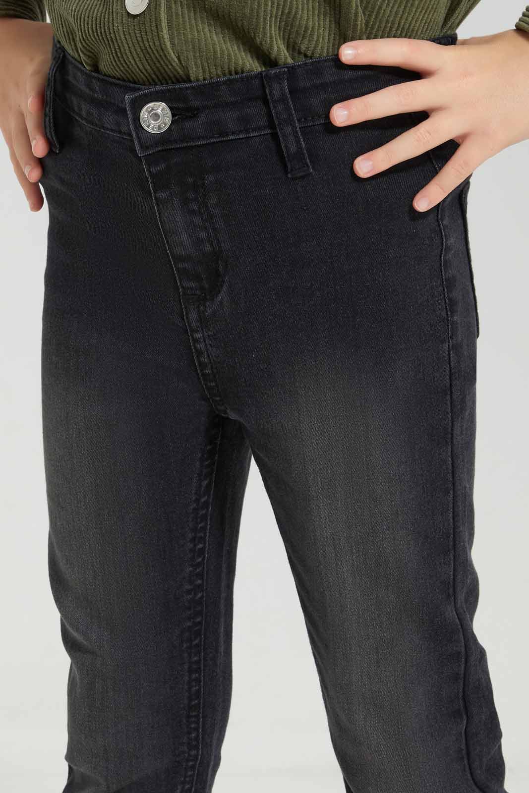 Redtag-Girls-Black-Wash-Denim-Jegging-Category:Jeggings,-Colour:Black,-Deals:New-In,-Denim,-Filter:Girls-(2-to-8-Yrs),-GIR-Jeggings,-New-In-GIR-APL,-Non-Sale,-Section:Girls-(0-to-14Yrs),-W22B-Girls-2 to 8 Years