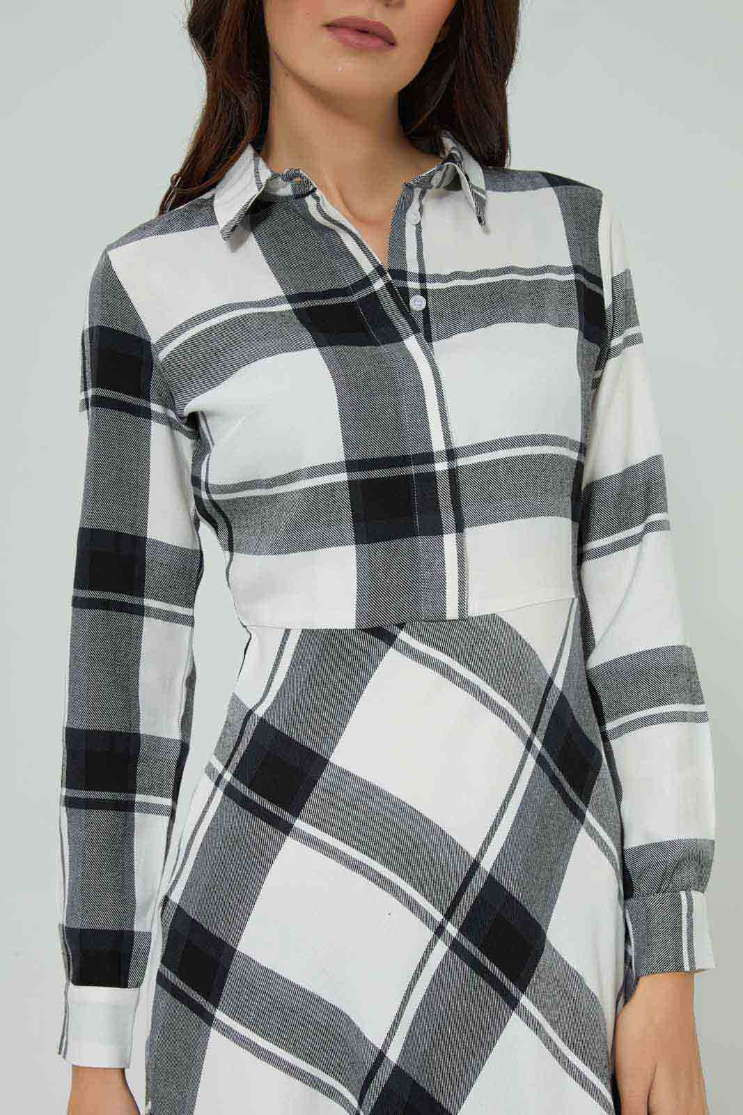 Redtag-Women-Black/-White-Collared-Check-Shirt-Category:Dresses,-Colour:Assorted,-Deals:New-In,-Filter:Women's-Clothing,-New-In-Women-APL,-Non-Sale,-Section:Women,-W22B,-Women-Dresses-Women's-