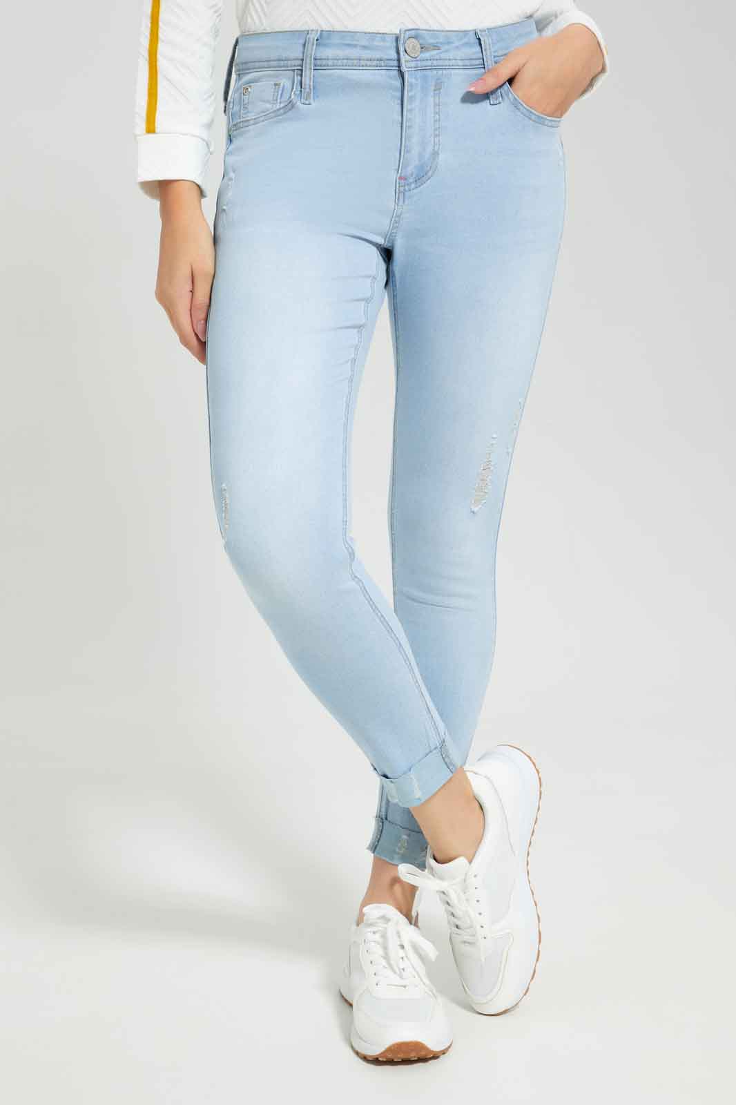 Redtag-Women-Light-Wash-Skinny-Low-Waist-Jeans-Category:Jeans,-Colour:Light-Wash,-Deals:New-In,-Filter:Women's-Clothing,-FIT-WALL-(FTW),-New-In-Women-APL,-Non-Sale,-Section:Women,-W22B,-Women-Jeans-Women's-