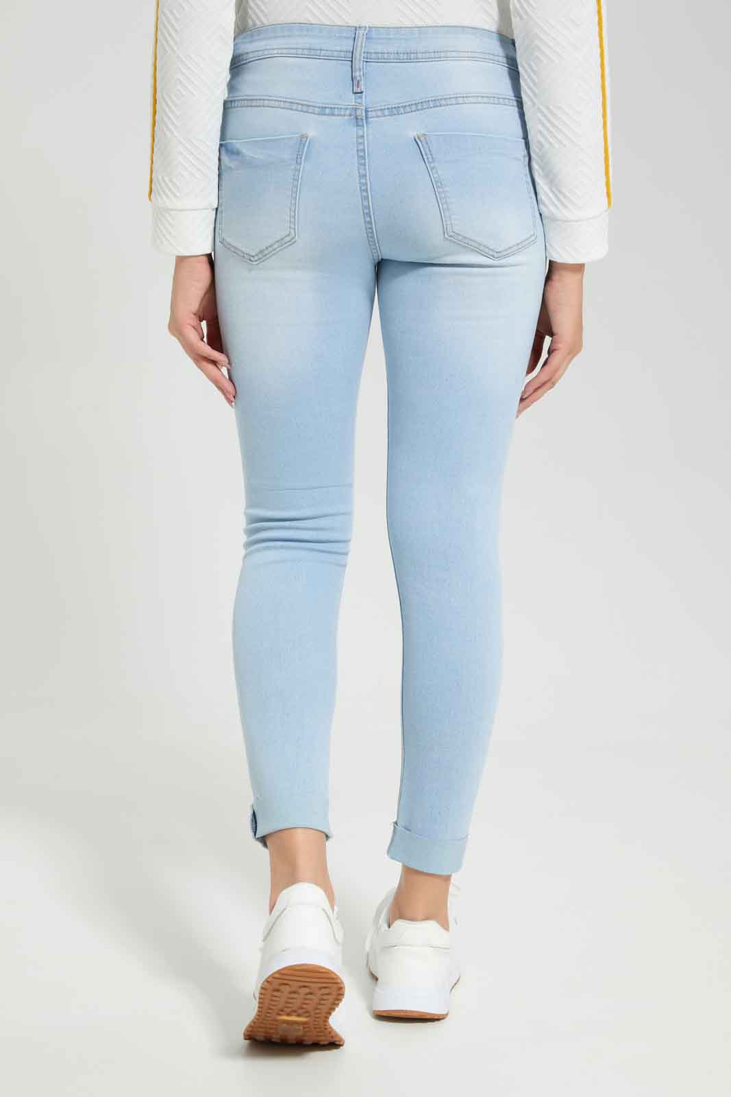 Redtag-Women-Light-Wash-Skinny-Low-Waist-Jeans-Category:Jeans,-Colour:Light-Wash,-Deals:New-In,-Filter:Women's-Clothing,-FIT-WALL-(FTW),-New-In-Women-APL,-Non-Sale,-Section:Women,-W22B,-Women-Jeans-Women's-