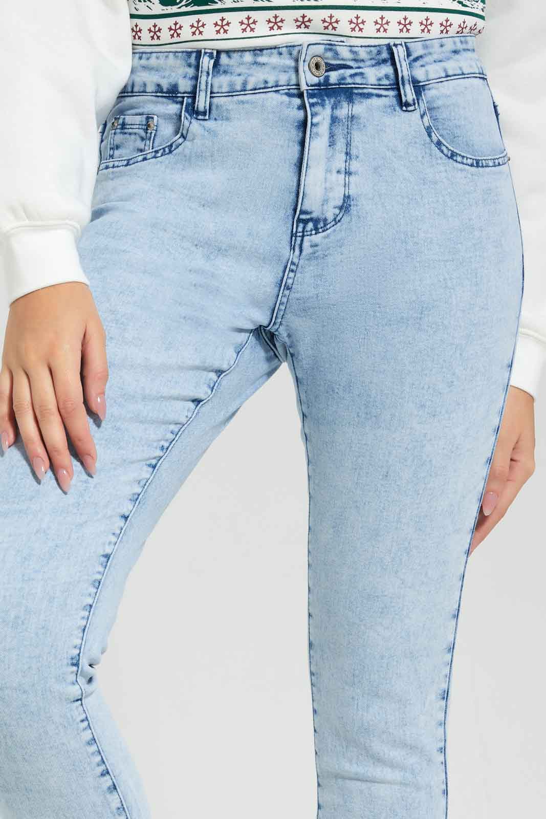 Redtag-Women-Blue-Acid-Wash-Mid-Waist-Slim-Fit-Jeans-Category:Jeans,-Colour:Grey,-Deals:New-In,-Filter:Women's-Clothing,-FIT-WALL-(FTW),-New-In-Women-APL,-Non-Sale,-Section:Women,-W22B,-Women-Jeans-Women's-