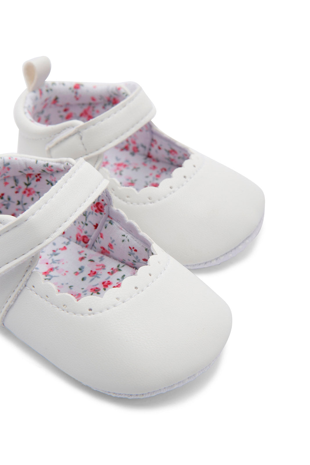 Redtag-White-Pram-Shoe-(Repeat-Style)-Category:Shoes,-Colour:White,-Deals:New-In,-Dept:New-Born,-Filter:Baby-Footwear-(0-to-18-Mths),-NBF-Shoes,-New-In-NBF-FOO,-Non-Sale,-Section:Boys-(0-to-14Yrs),-W22B-Baby-0 to 18 Months