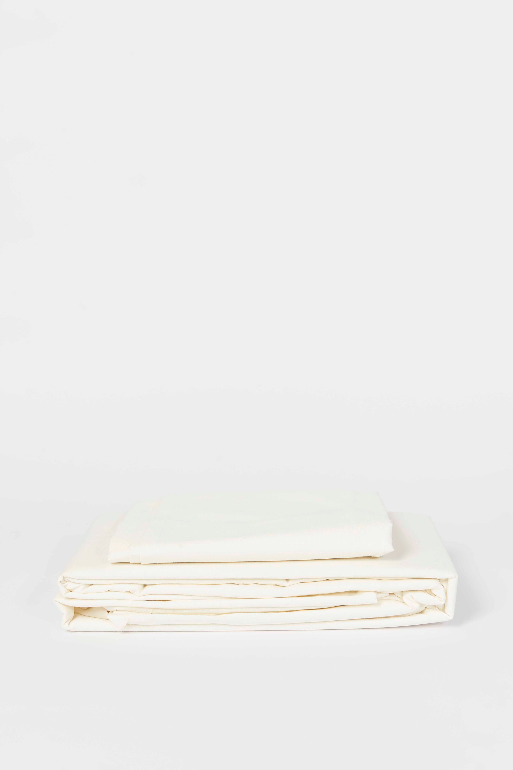 Redtag-Ivory-Solid-Flat-Sheet-
(Single-Size)-365,-Category:Flat-Sheets,-Colour:Ivory,-Deals:New-In,-Dept:Home,-Filter:Home-Bedroom,-HMW-BED-Flat-Sheets,-New-In-HMW-BED,-Non-Sale,-Section:Homewares-Home-Bedroom-