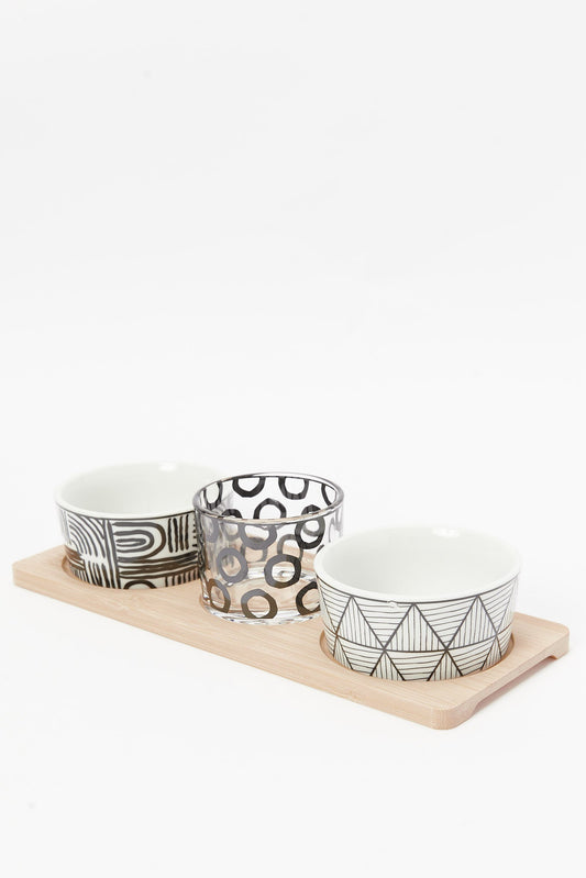 Redtag-Asssorted-Round-Serving-Bowl-With-Bamboo-Tray-(4-Piece)-Category:Bowls,-Colour:Black,-Deals:New-In,-Dept:Home,-Filter:Home-Dining,-HMW-DIN-Serveware,-New-In-HMW-DIN,-Non-Sale,-S23B,-Section:Homewares-Home-Dining-