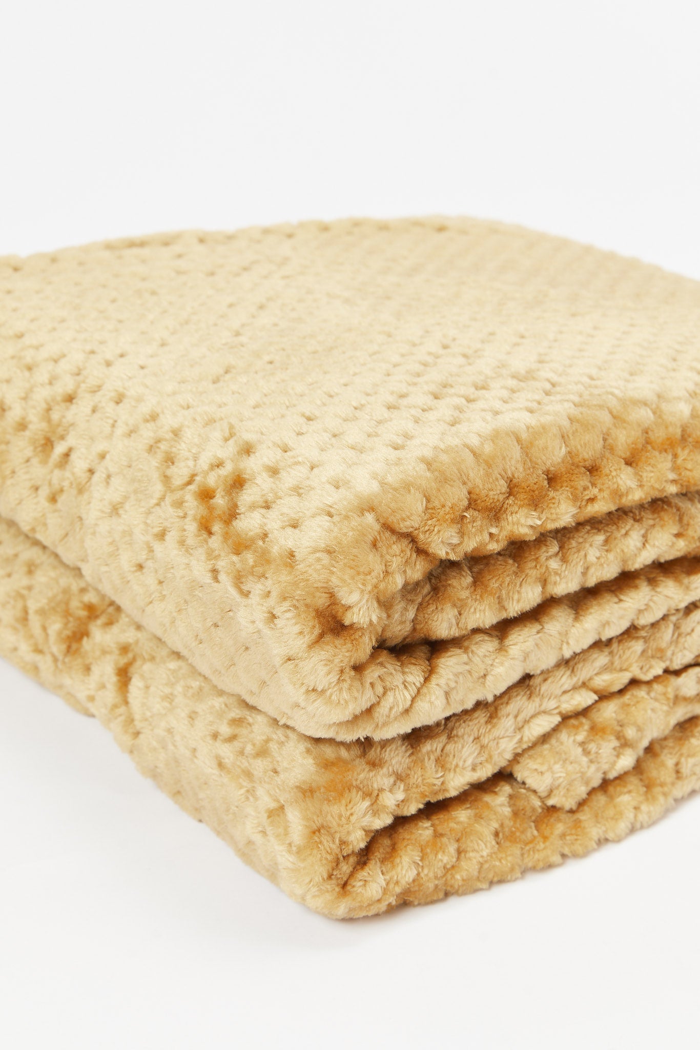 Redtag-Beige-Ultra-Soft-Blanket-
(Single-Size)-Category:Blankets,-Colour:Beige,-Deals:New-In,-Dept:Home,-Filter:Home-Bedroom,-HMW-BED-Blankets,-New-In-HMW-BED,-Non-Sale,-S23A,-S23B,-Section:Homewares-Home-Bedroom-