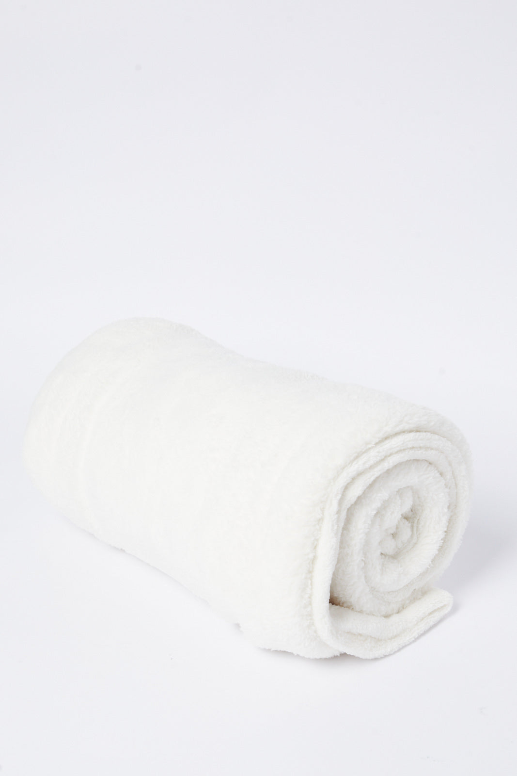 Redtag-Ivory-Coral-Fleece-Blanket-Category:Blankets,-Colour:Ivory,-Deals:New-In,-Dept:Home,-Filter:Home-Bedroom,-HMW-BED-Blankets,-New-In-HMW-BED,-Non-Sale,-S23B,-Section:Homewares-Home-Bedroom-