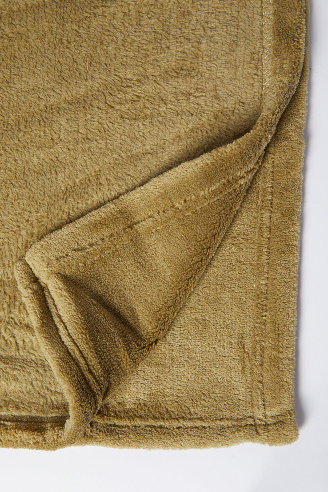 Redtag-Green-Coral-Fleece-Blanket-Category:Blankets,-Colour:Green,-Deals:New-In,-Dept:Home,-Filter:Home-Bedroom,-HMW-BED-Blankets,-New-In-HMW-BED,-Non-Sale,-S23B,-Section:Homewares-Home-Bedroom-