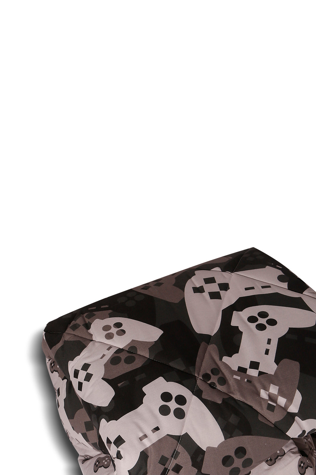 Redtag-Grey-Gaming-Printed-Kids-Comforter-(Single-Size)-Category:Comforters,-Colour:Grey,-Deals:New-In,-Dept:Home,-Filter:Home-Bedroom,-HMW-BED-Comforters,-New-In-HMW-BED,-Non-Sale,-S23A,-Section:Homewares-Home-Bedroom-
