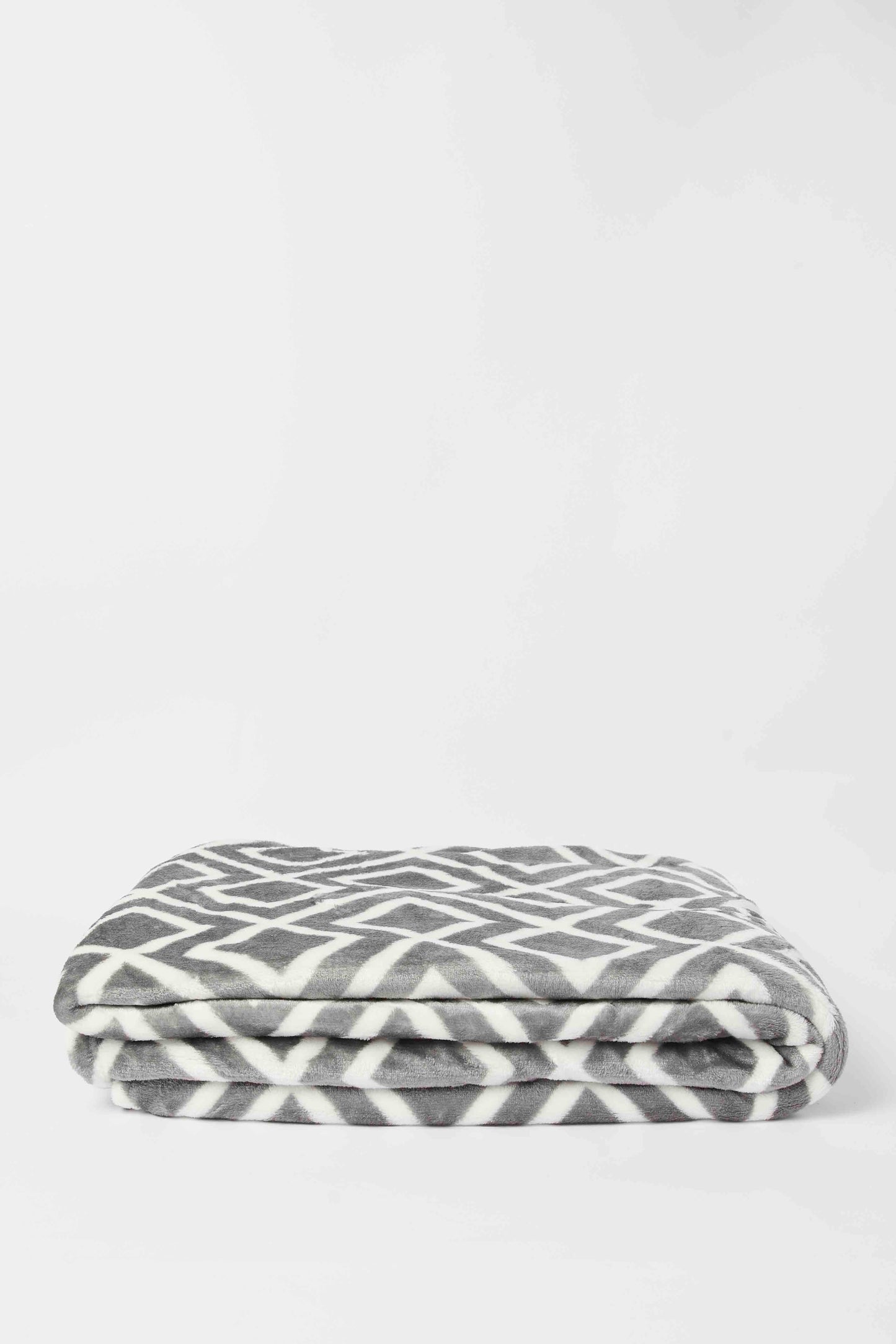 Redtag-Grey-Printed-Geometric-Blanket-(-Double-Size)-Category:Blankets,-Colour:Grey,-Deals:New-In,-Dept:Home,-Filter:Home-Bedroom,-HMW-BED-Blankets,-New-In-HMW-BED,-Non-Sale,-S23A,-Section:Homewares-Home-Bedroom-