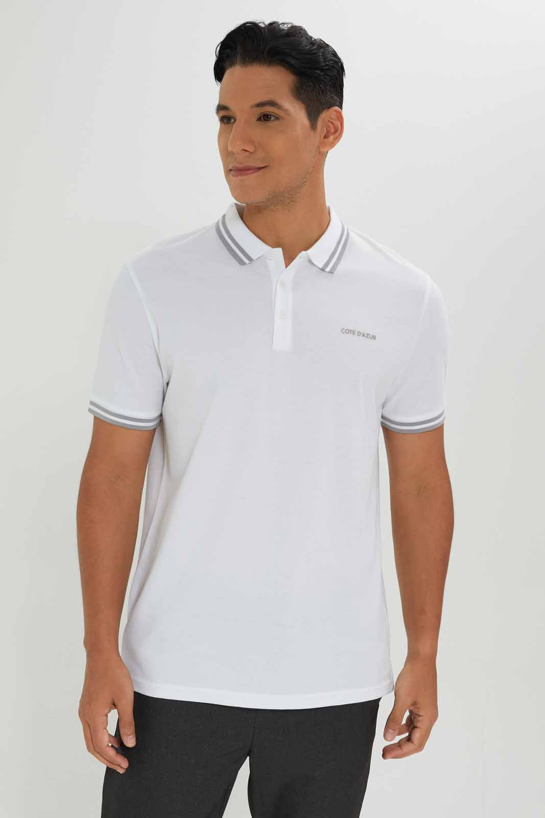 Redtag-Men-White-Polo-Shirt-With-Tipping-Collar,-Cuff-&-Chest-Logo-Category:Polo-T-Shirts,-Colour:White,-Deals:New-In,-Dept:Menswear,-Filter:Men's-Clothing,-Men-Polo-T-Shirts,-New-In-Men-APL,-Non-Sale,-S23A,-Section:Men,-TBL-Men's-