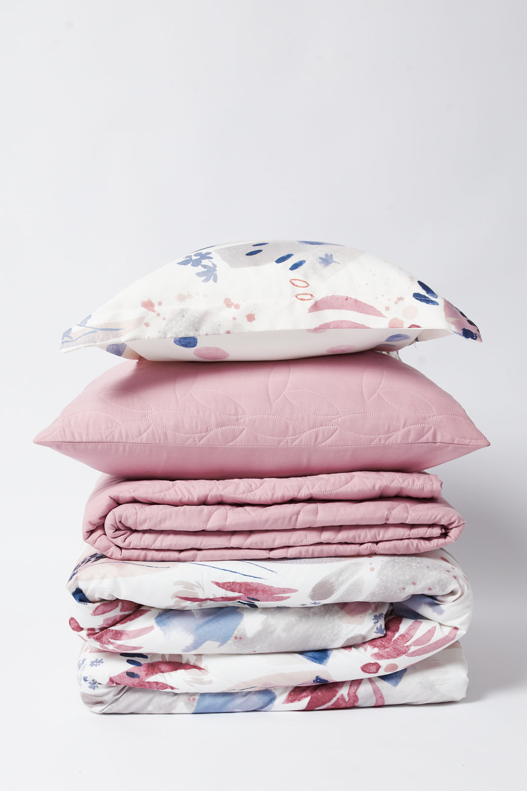 Redtag-White-6-Pc-Abstract-Floral-Print-Reversible-Comforter-Set-(Double-Size)-Category:Comforters,-Colour:White,-Deals:New-In,-Dept:Home,-Filter:Home-Bedroom,-HMW-BED-Comforters,-New-In-HMW-BED,-Non-Sale,-S23A,-Section:Homewares-Home-Bedroom-