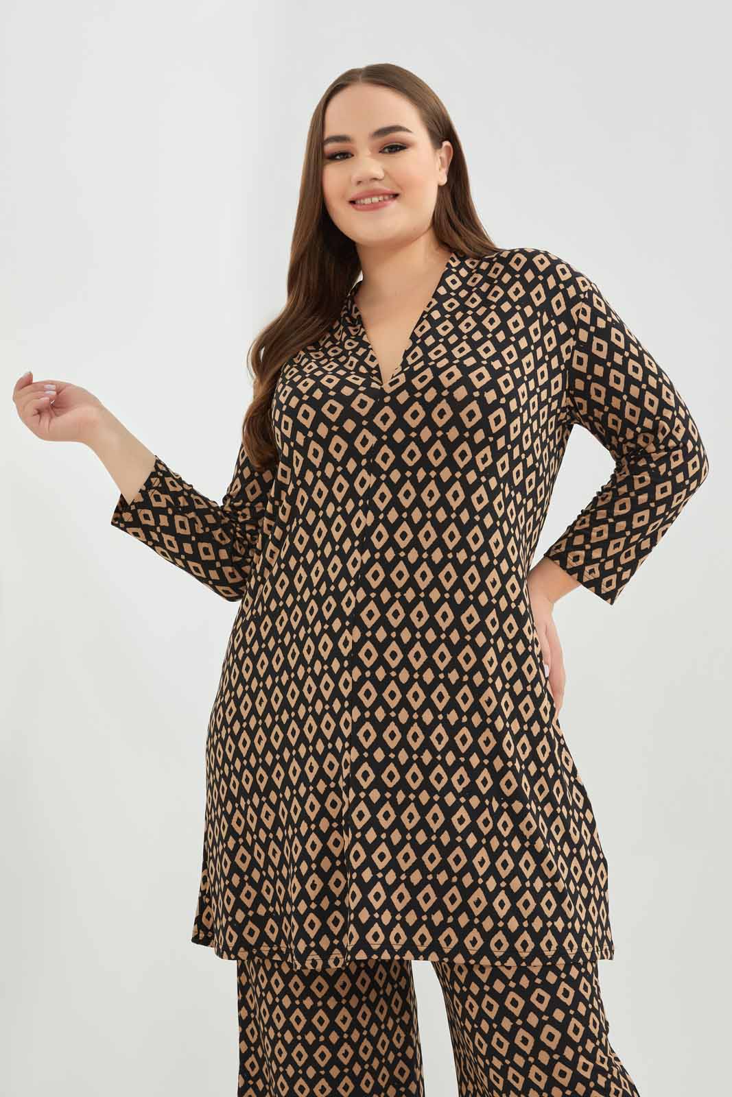 Redtag-Women-Geometric-Print-'A'-Line-Shift-Dress-Category:Dresses,-Colour:Assorted,-Deals:New-In,-Dept:Ladieswear,-Filter:Plus-Size,-LDP-Dresses,-New-In-LDP-APL,-Non-Sale,-Section:Women,-W22B-Women's-