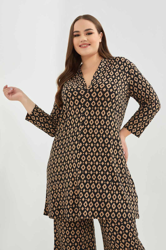 Redtag-Women-Geometric-Print-'A'-Line-Shift-Dress-Category:Dresses,-Colour:Assorted,-Deals:New-In,-Dept:Ladieswear,-Filter:Plus-Size,-LDP-Dresses,-New-In-LDP-APL,-Non-Sale,-Section:Women,-W22B-Women's-