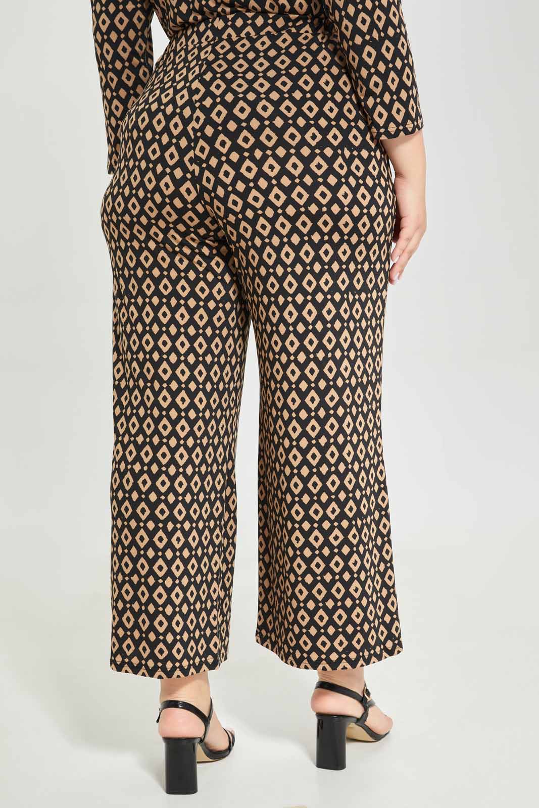 Redtag-Women-Geometric-Print-Elastic-Waist-Wide-Leg-Pant-Category:Trousers,-Colour:Assorted,-Deals:New-In,-Dept:Ladieswear,-Filter:Plus-Size,-LDP-Trousers,-New-In-LDP-APL,-Non-Sale,-Section:Women,-W22B-Women's-
