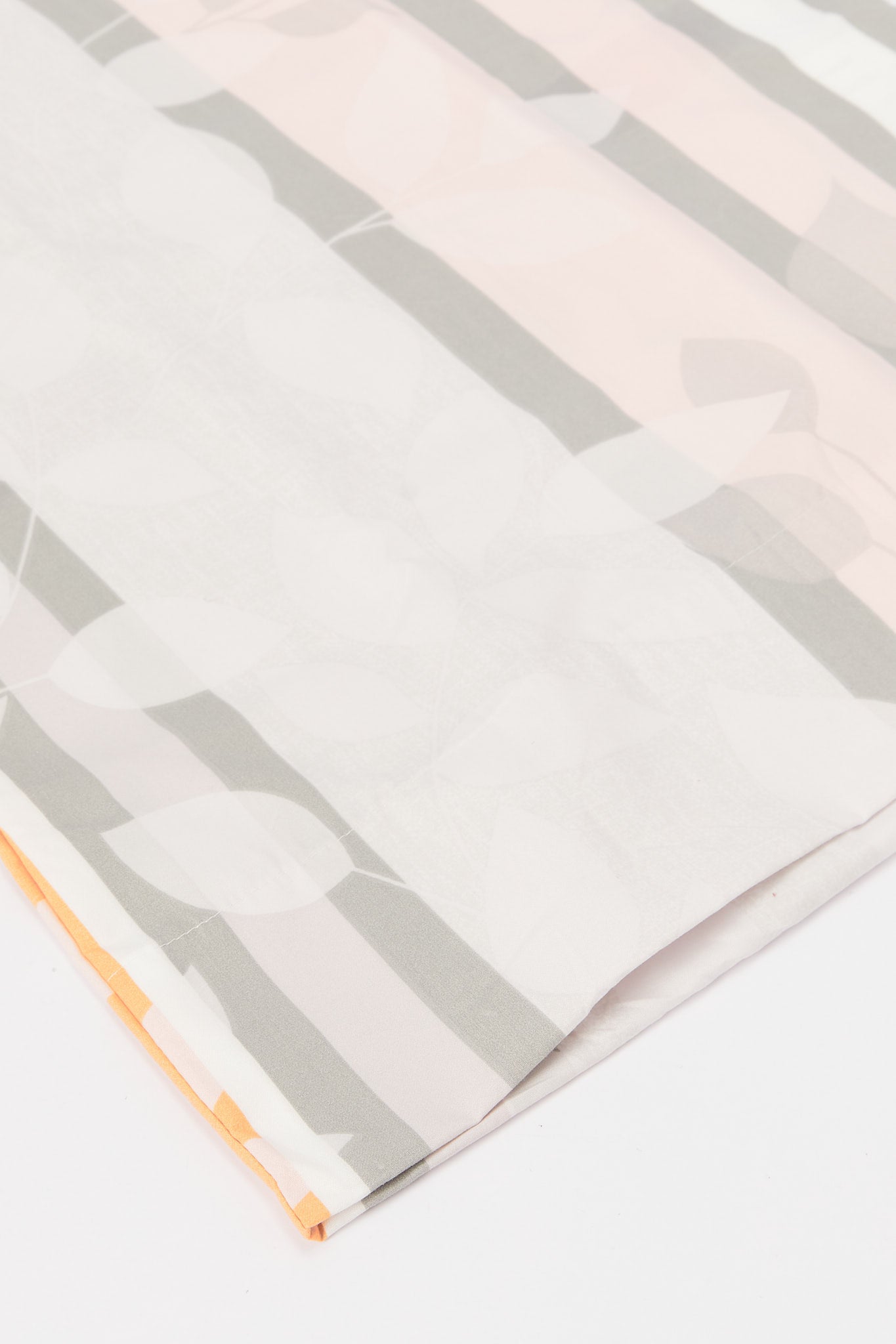 Redtag-Grey-Stripe-Print-Flat-Sheet-(Single-Size)-365,-Category:Flat-Sheets,-Colour:Grey,-Deals:New-In,-Dept:Home,-Filter:Home-Bedroom,-H1:HMW,-H2:BED,-H3:BLN,-H4:FLT,-HMW-BED-Flat-Sheets,-New-In-HMW-BED,-Non-Sale,-Season:365,-Section:Homewares,-Style:ENTRY-Home-Bedroom-