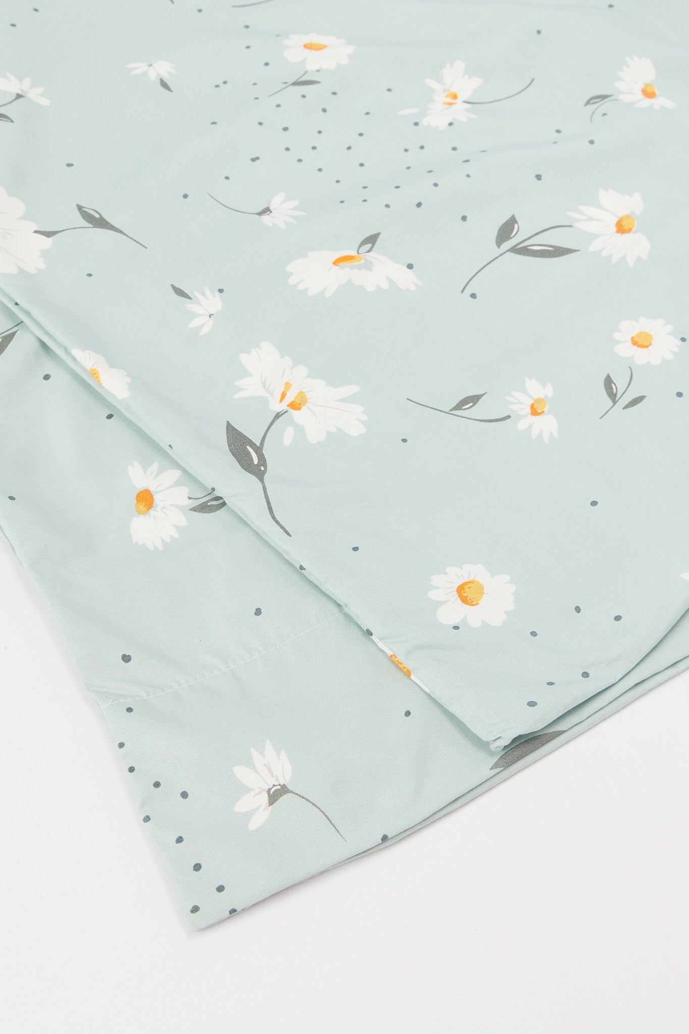 Redtag-Teal-Floral-Print-Flat-Sheet-(King-Size)-365,-Category:Flat-Sheets,-Colour:Teal,-Deals:New-In,-Dept:Home,-Filter:Home-Bedroom,-H1:HMW,-H2:BED,-H3:BLN,-H4:FLT,-HMW-BED-Flat-Sheets,-New-In-HMW-BED,-Non-Sale,-Season:365,-Section:Homewares,-Style:ENTRY-Home-Bedroom-