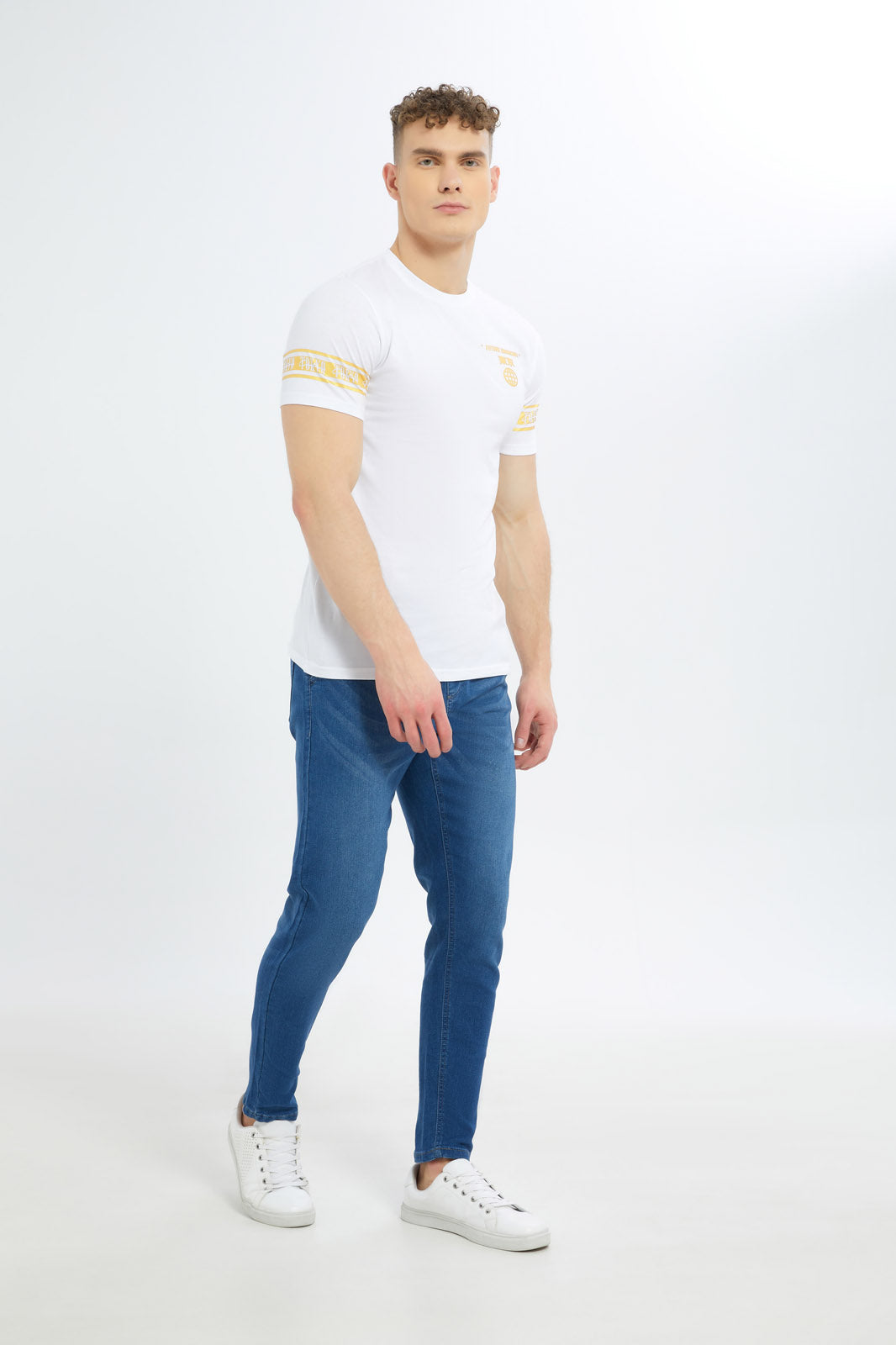 Redtag-Men-Mid-Wash-Pull-On-Knit-Denim-Jeans-Category:Jeans,-Colour:Indigo,-Deals:New-In,-Dept:Menswear,-Filter:Men's-Clothing,-Men-Jeans,-New-In-Men-APL,-Non-Sale,-S23B,-Section:Men,-TBL-Men's-